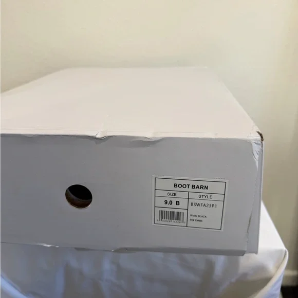 Shyanne Black Leather Western Heeled Boots NIB Size 9M - Picture 12 of 14